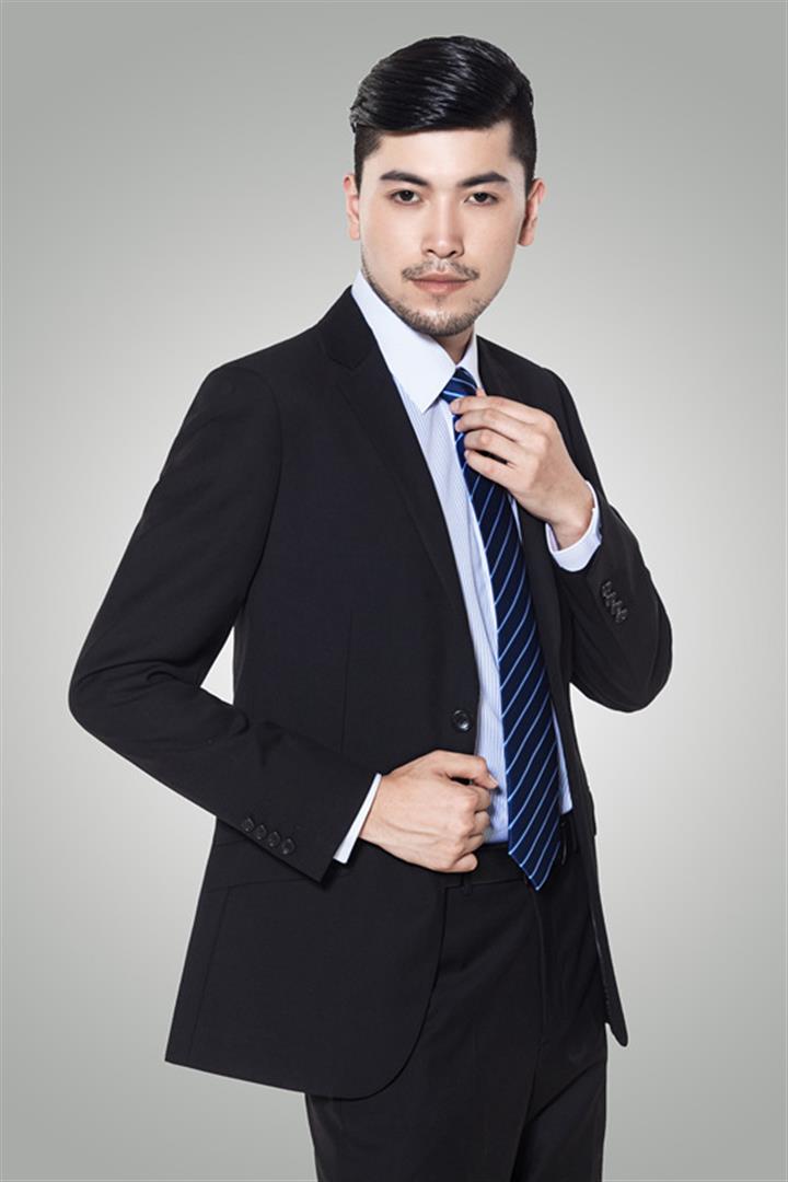 洪世琼 视觉与舞美负责人